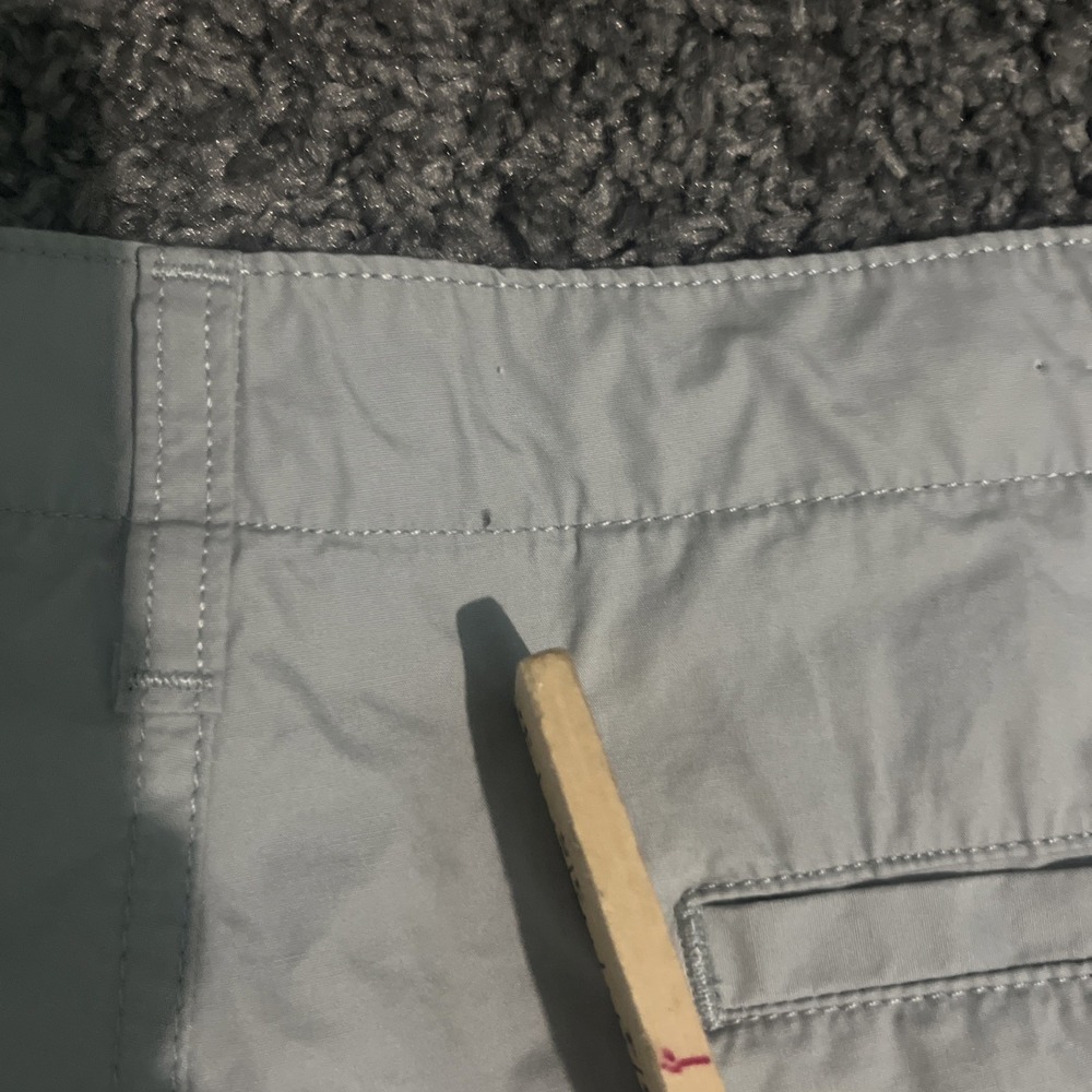 Calvin Klein Mens Gray Shorts Sz 36 Casual Summer Lightweight Flat Front Pockets - Picture 9 of 10
